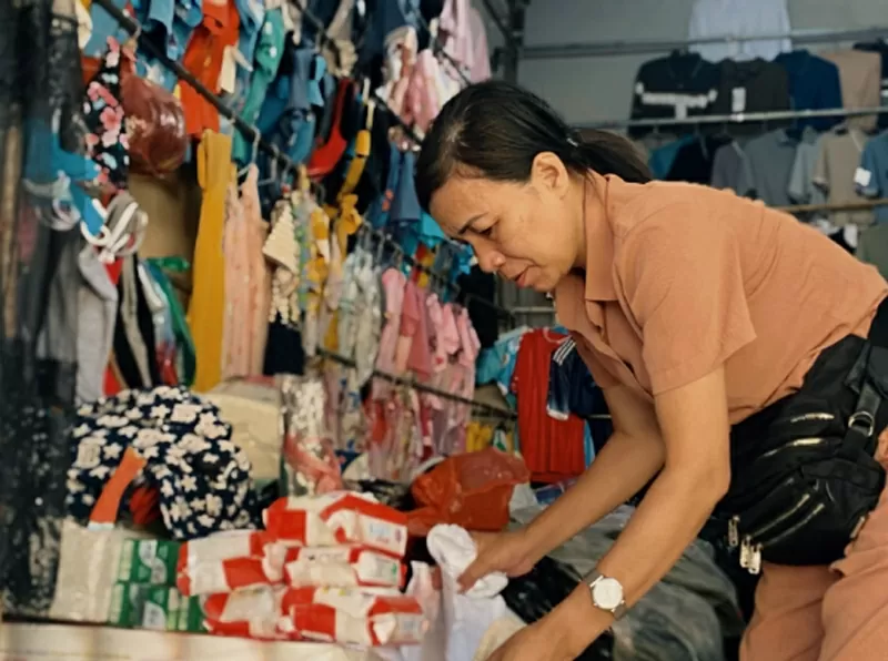 Vẻ đẹp phụ nữ Việt Nam tỏa sáng qua từng khoảnh khắc lao động