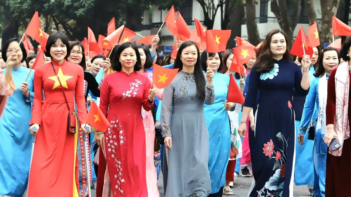 Ngày Phụ nữ Việt Nam (20/10): Cần chiến dịch an toàn cho phụ nữ khỏi vấn nạn bạo lực gia đình