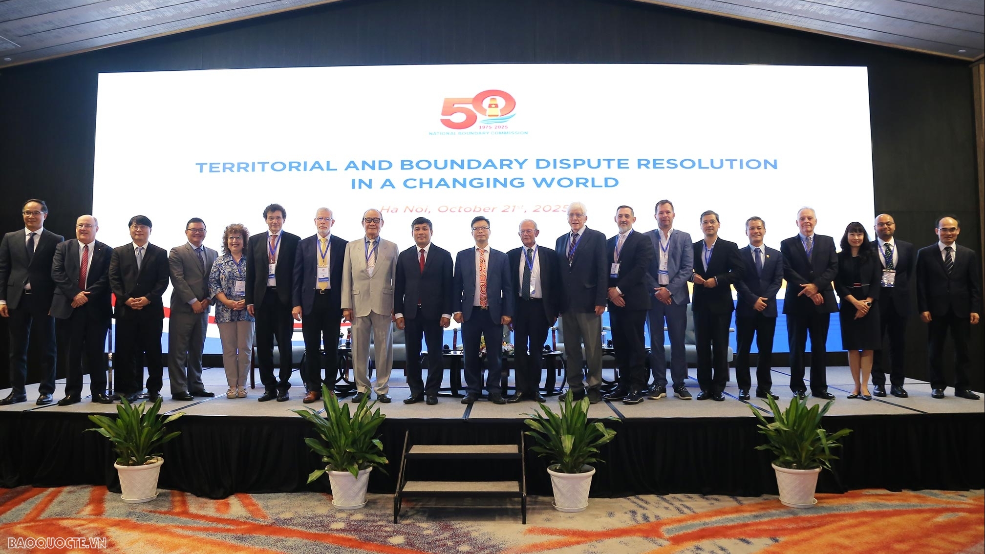 Hội thảo quốc tế: Giải quyết tranh chấp biên giới lãnh thổ trong một thế giới biến động