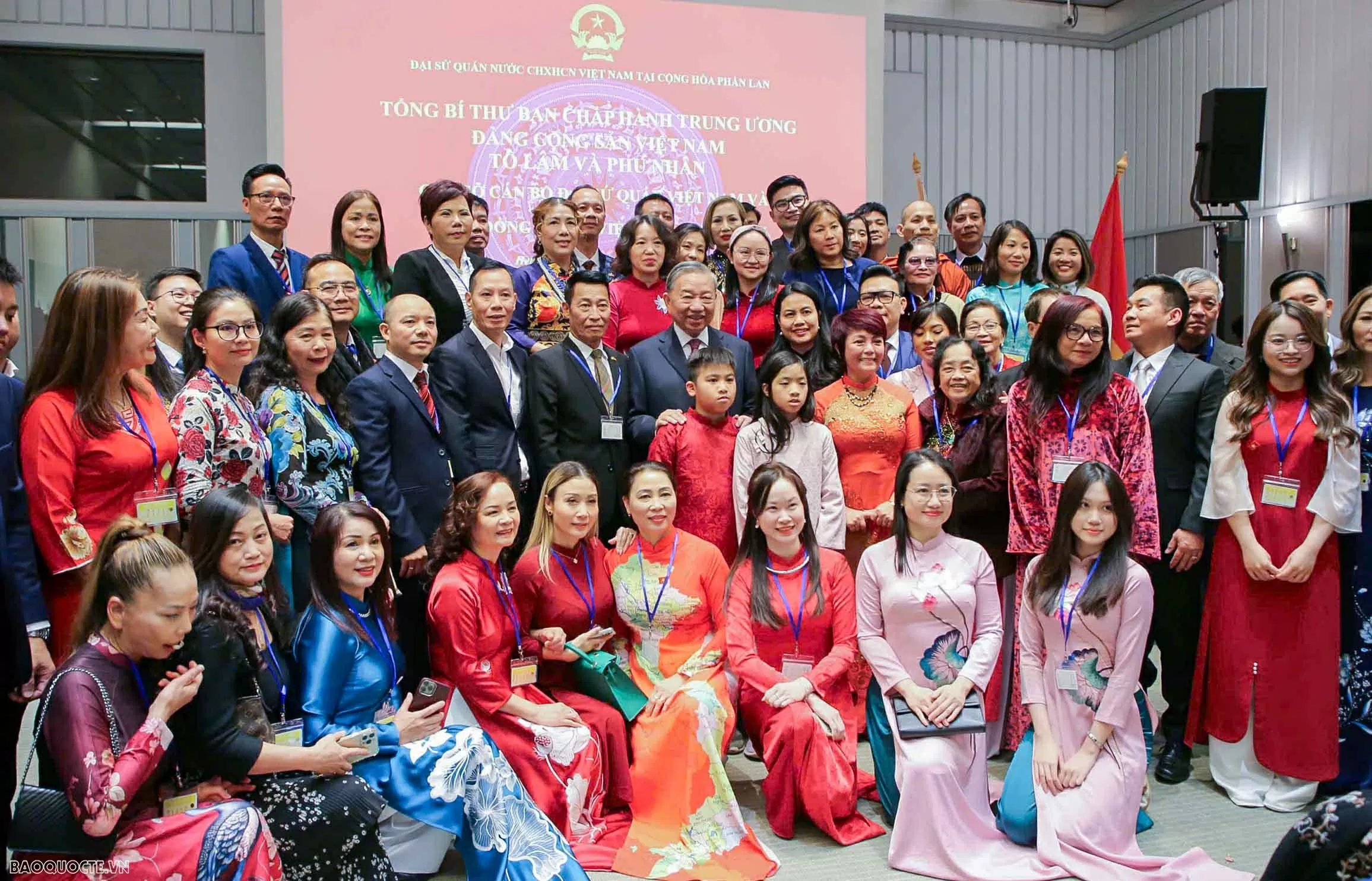 Tổng Bí thư Tô Lâm gặp gỡ cán bộ Đại sứ quán Việt Nam và cộng đồng người Việt tại Bắc Âu Tổng Bí thư Tô Lâm gặp gỡ cán bộ Đại sứ quán Việt Nam và cộng đồng người Việt tại Bắc Âu