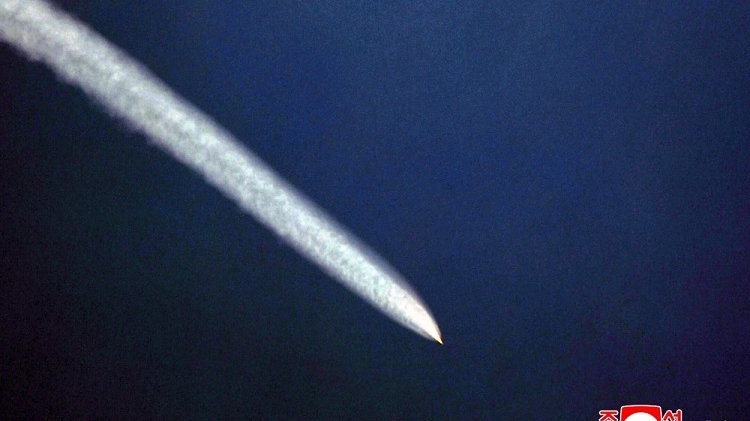 Triều Tiên tiết lộ 'hệ thống vũ khí quan trọng mới' phóng thử một ngày trước đó, Mỹ lên tiếng