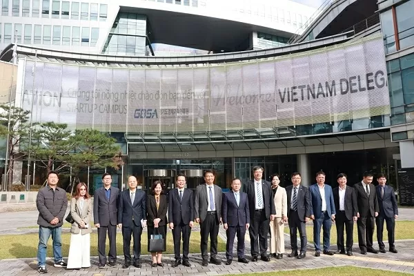 Mở ra nhiều cơ hội hợp tác trong lĩnh vực công nghệ, đổi mới sáng tạo và an ninh mạng giữa Việt Nam và Hàn Quốc Mở ra nhiều cơ hội hợp tác về công nghệ, đổi mới sáng tạo và an ninh mạng giữa Việt Nam và Hàn Quốc