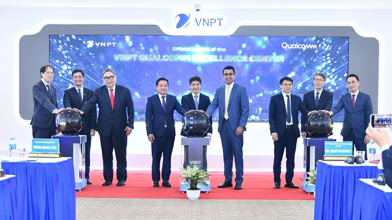 Chính thức ra mắt Trung tâm xuất sắc VNPT - QUALCOMM (VQEC)