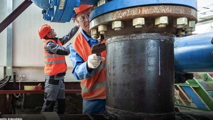 Mỹ tung 'đòn hiểm', Trung Quốc tạm ngừng mua dầu Nga