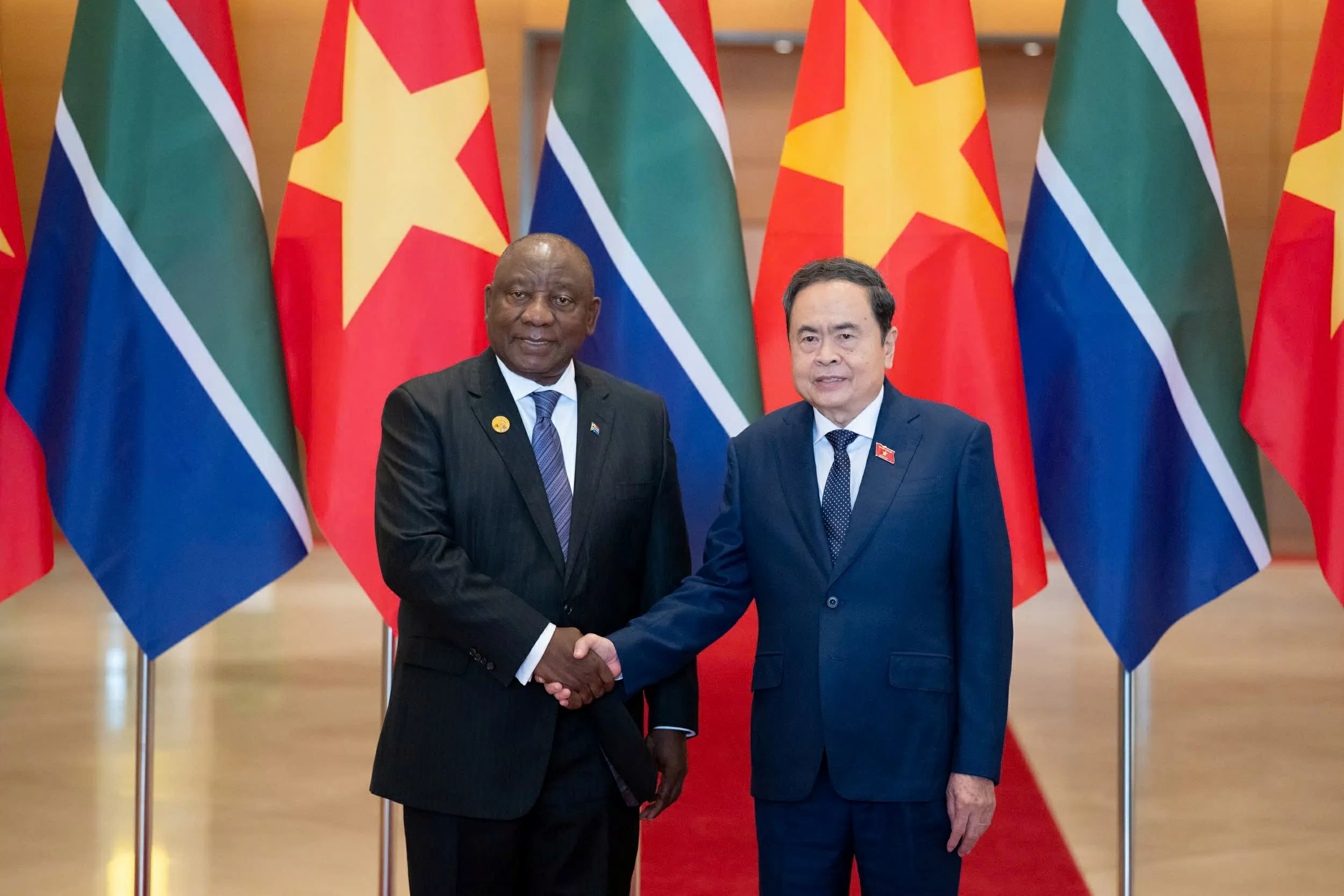 Chủ tịch Quốc hội Trần Thanh Mẫn hội kiến với Tổng thống Nam Phi Cyril Ramaphosa Chủ tịch Quốc hội Trần Thanh Mẫn hội kiến với Tổng thống Nam Phi Cyril Ramaphosa