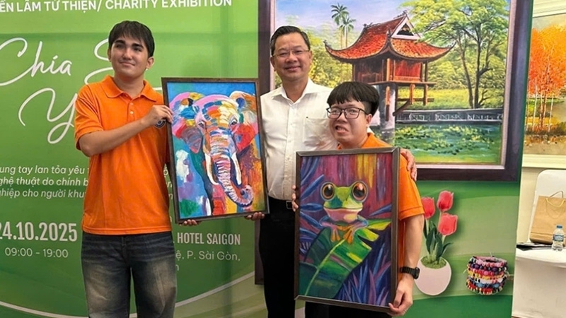 TP.HCM : Triển lãm 'Chia sẻ yêu thương', lan tỏa thông điệp nhân ái