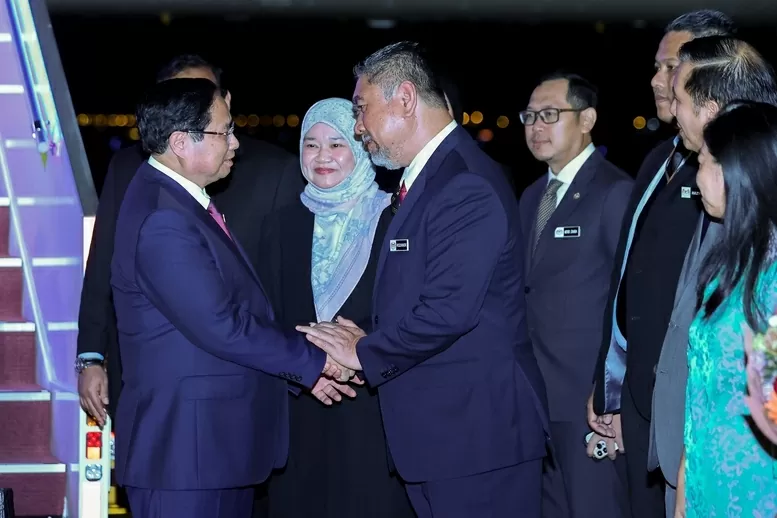 Thủ tướng Phạm Minh Chính tới Kuala Lumpur, bắt đầu chuyến công tác dự Hội nghị cấp cao ASEAN lần thứ 47 Thủ tướng Phạm Minh Chính tới Kuala Lumpur, bắt đầu chuyến công tác dự Hội nghị cấp cao ASEAN lần thứ 47