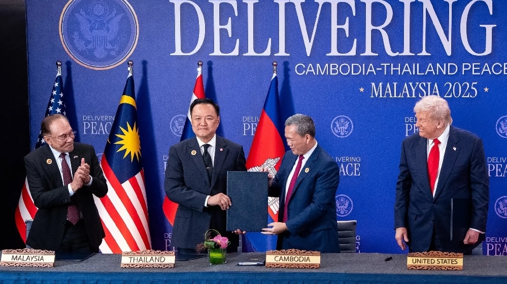 Quân đội Campuchia và Thái Lan bắt đầu rút vũ khí hạng nặng khỏi biên giới