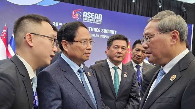 Hội nghị cấp cao ASEAN lần thứ 47: Thủ tướng Phạm Minh Chính gặp Thủ tướng Trung Quốc Lý Cường