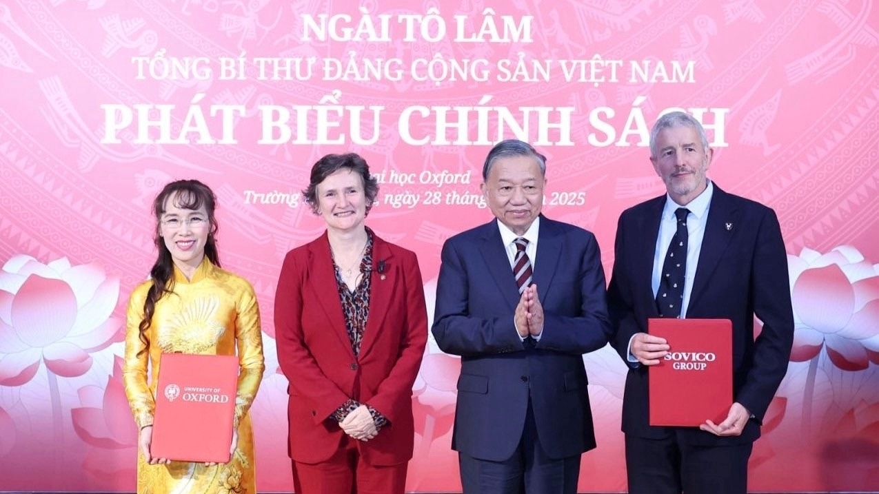 Đại học Oxford công bố Quỹ Học bổng Tiên phong dưới sự chứng kiến của Tổng Bí thư Tô Lâm nhân chuyến thăm chính thức Vương quốc Anh