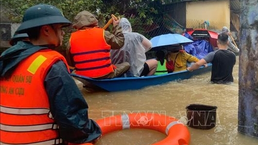 Người Việt tại Czech chung tay quyên góp gần 1,2 tỷ đồng hỗ trợ đồng bào khắc phục hậu quả thiên tai