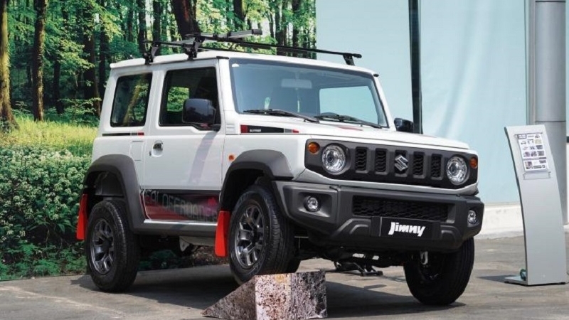Suzuki Jimny nhận ưu đãi gần 100 triệu đồng tại đại lý
