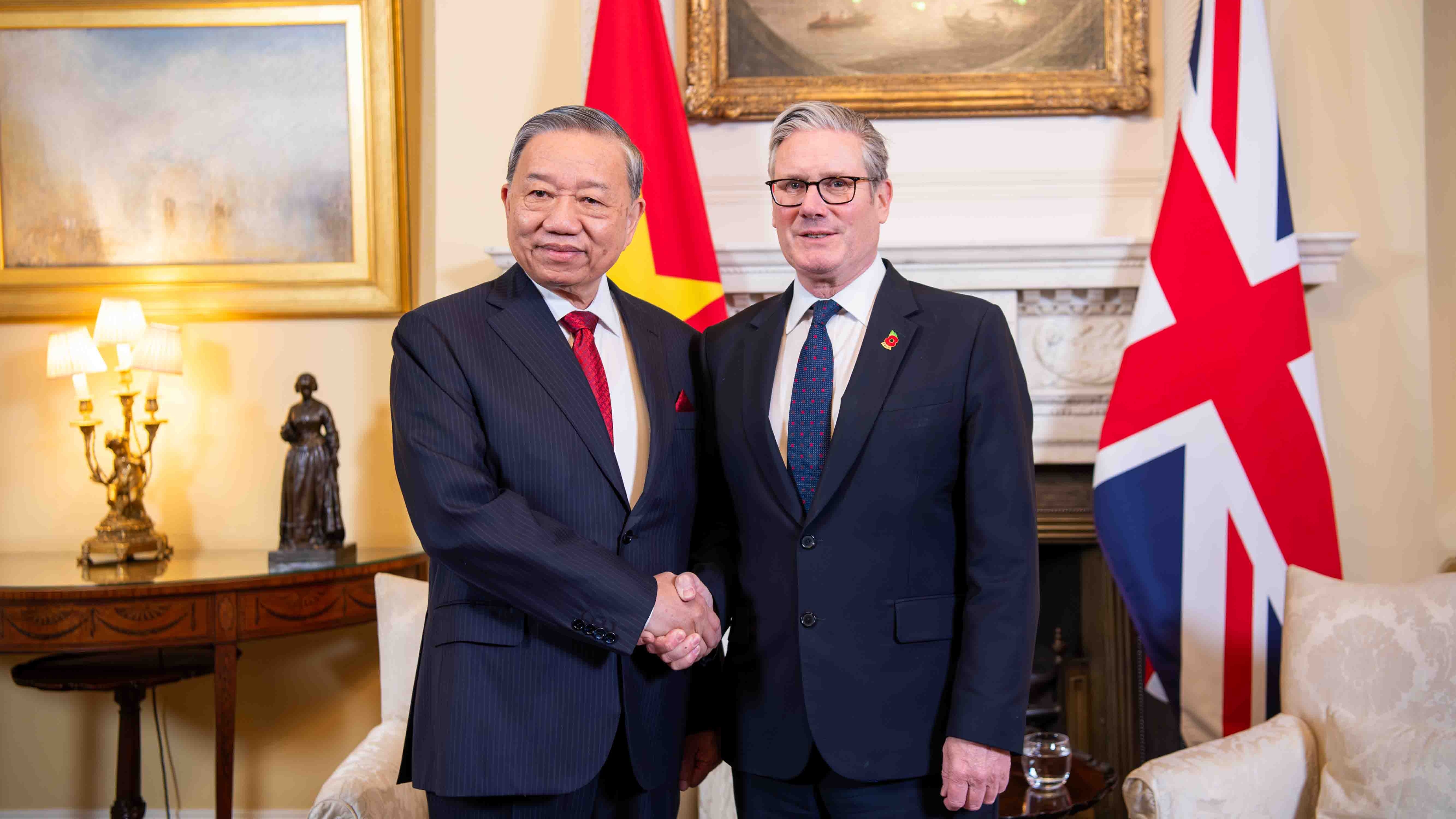 Tuyên bố chung về việc nâng cấp quan hệ Việt Nam-Anh lên Đối tác chiến lược toàn diện