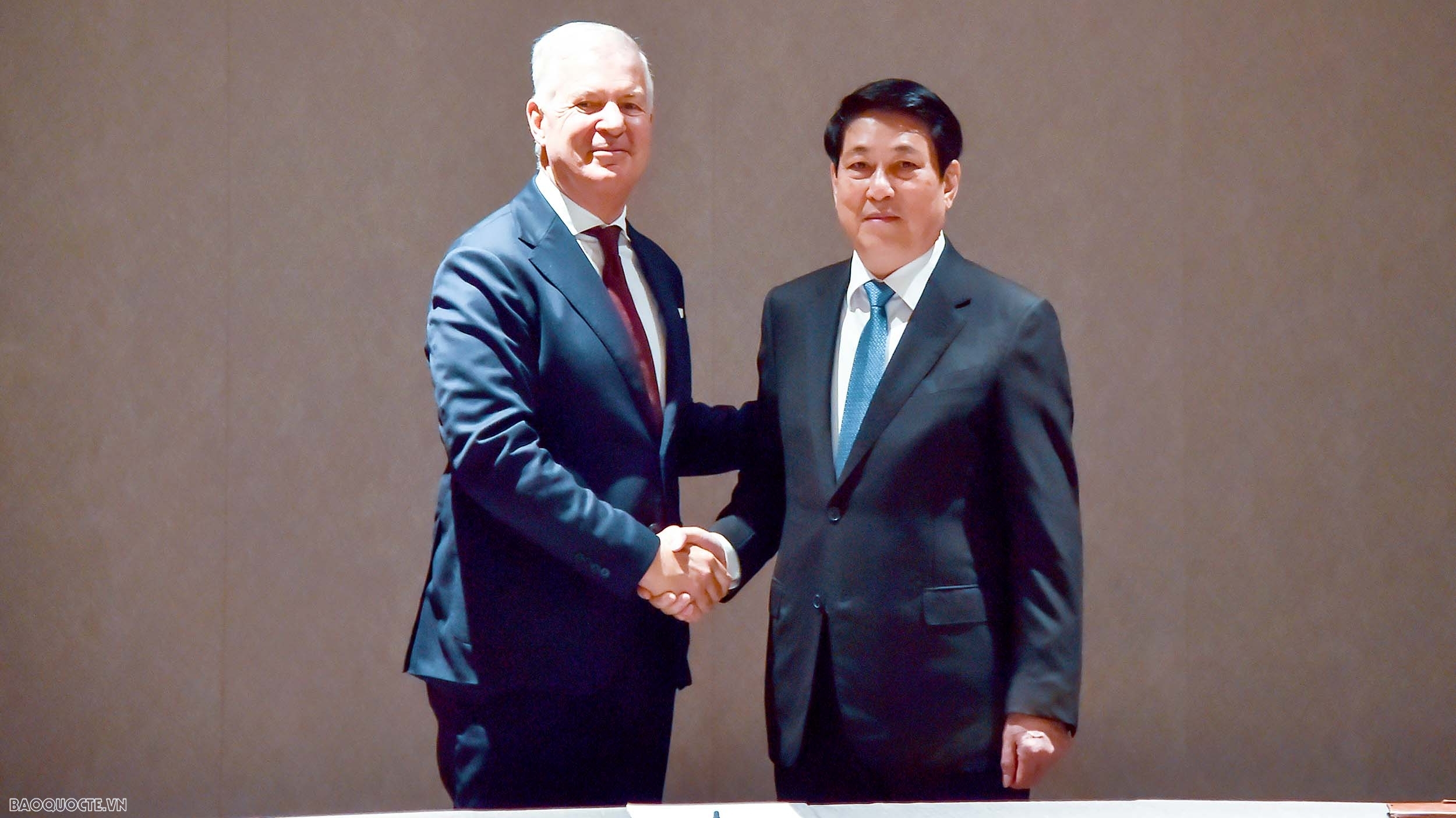 Chủ tịch nước Lương Cường tiếp Tổng thư ký Phòng Thương mại Quốc tế John Denton