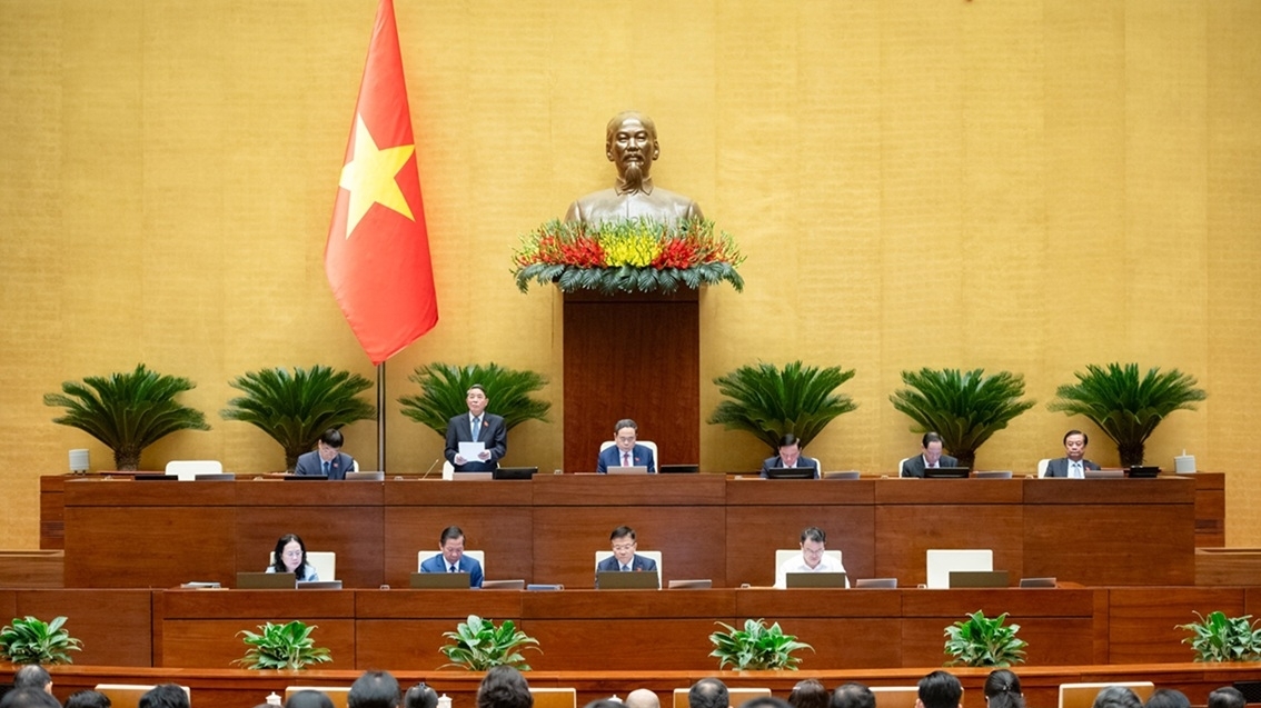 Nâng cao sức cạnh tranh của nền kinh tế, đưa Việt Nam thoát bẫy thu nhập trung bình