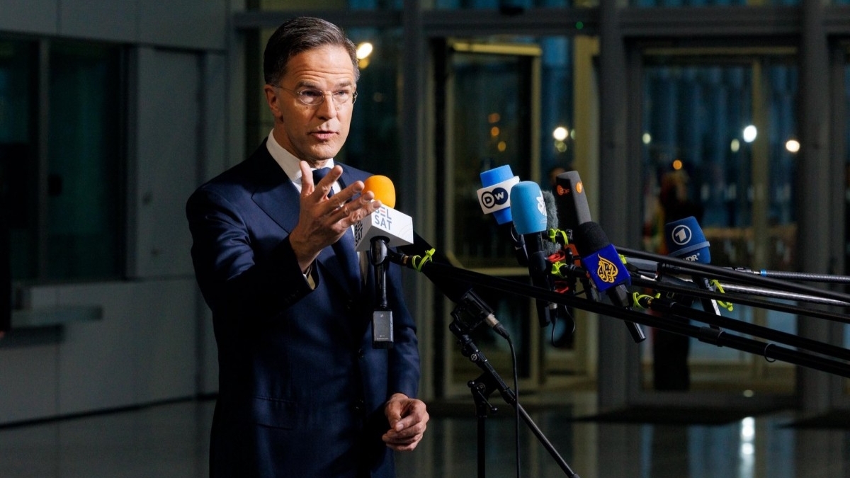 Tổng thư ký NATO tuyên bố vượt Nga về một vũ khí, bị Moscow phản pháo