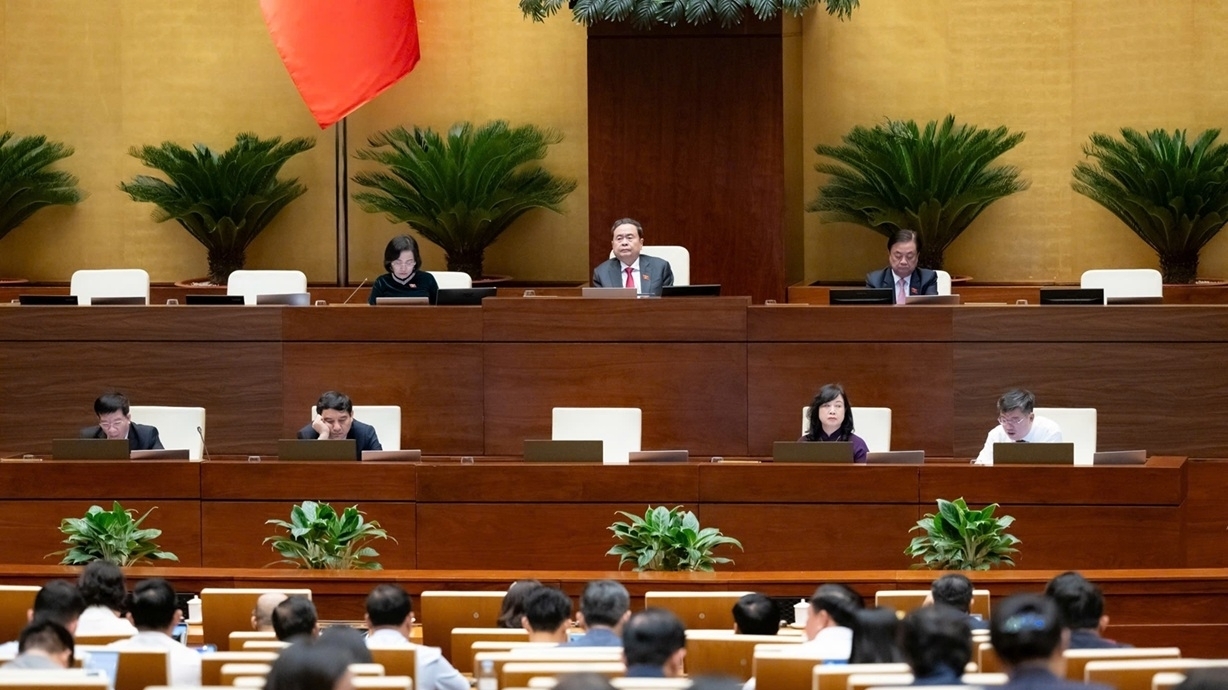 Đại biểu Quốc hội: Nhiều phụ nữ không sinh con thứ hai vì không có người trông trẻ