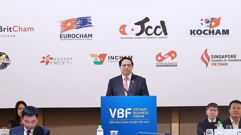 Thủ tướng Phạm Minh Chính: Doanh nghiệp cần phát huy vai trò tiên phong, dẫn dắt trong thực hiện các mục tiêu chuyển đổi xanh