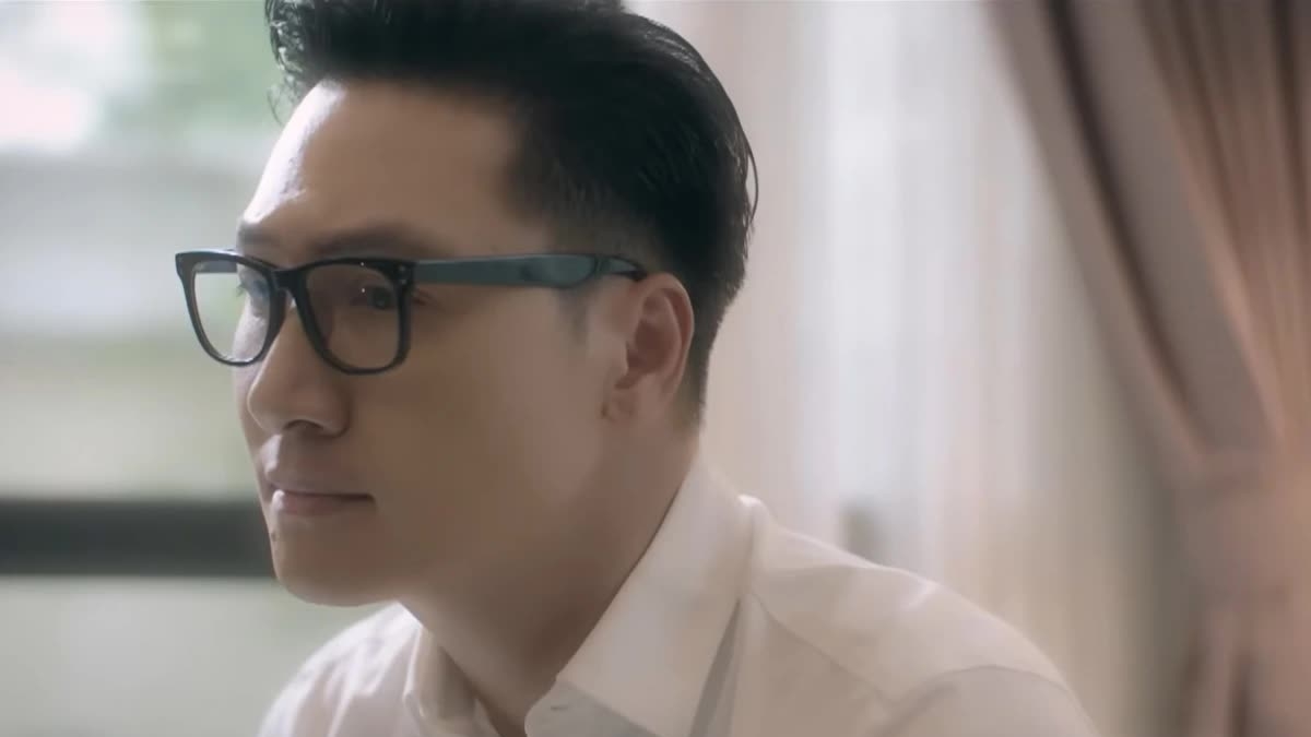 Lằn ranh tập 8: Triển bị sếp nghi ngờ...