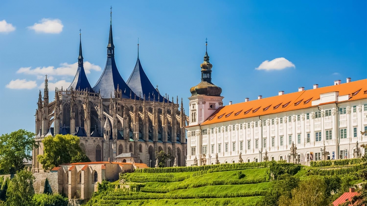 Hành trình đi qua xứ sở cổ tích giữa lòng châu Âu