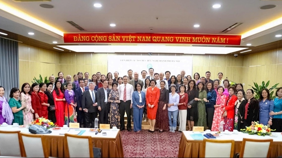 Nâng cao nghiệp vụ công tác đối ngoại nhân dân của Thành phố Hà Nội trong tình hình mới