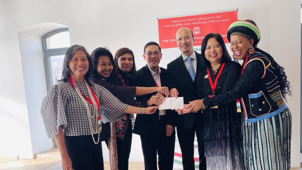 Hội chợ từ thiện 2025: Hình ảnh Việt Nam nhân ái và trách nhiệm với cộng đồng