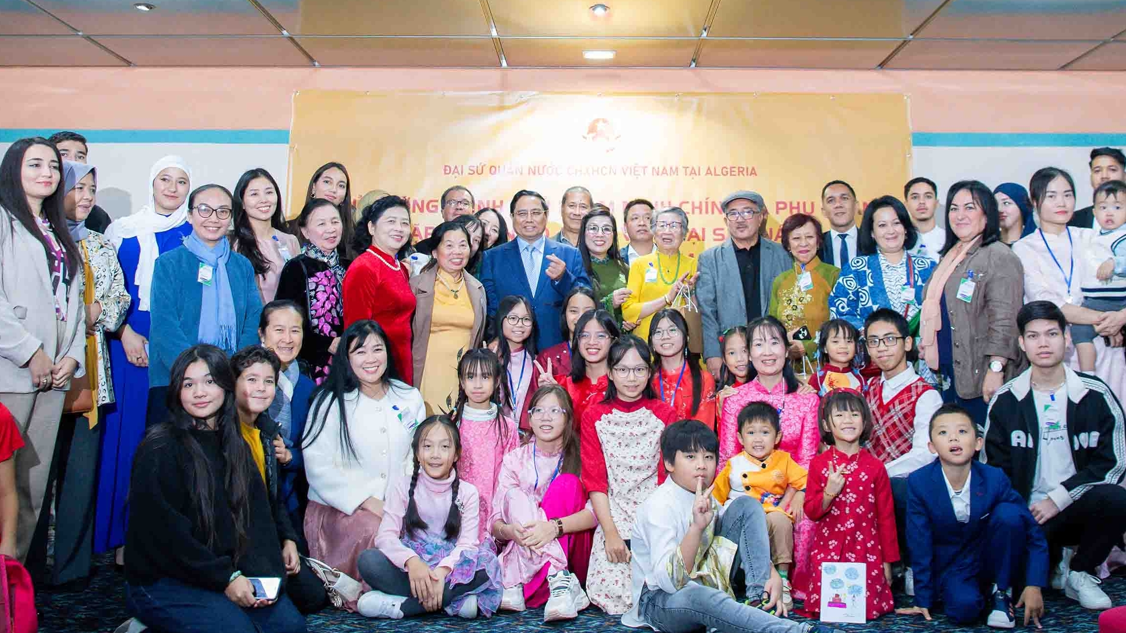 Thủ tướng: Tình dân tộc, nghĩa đồng bào là tài sản vô giá của đất nước ta trong mọi hoàn cảnh