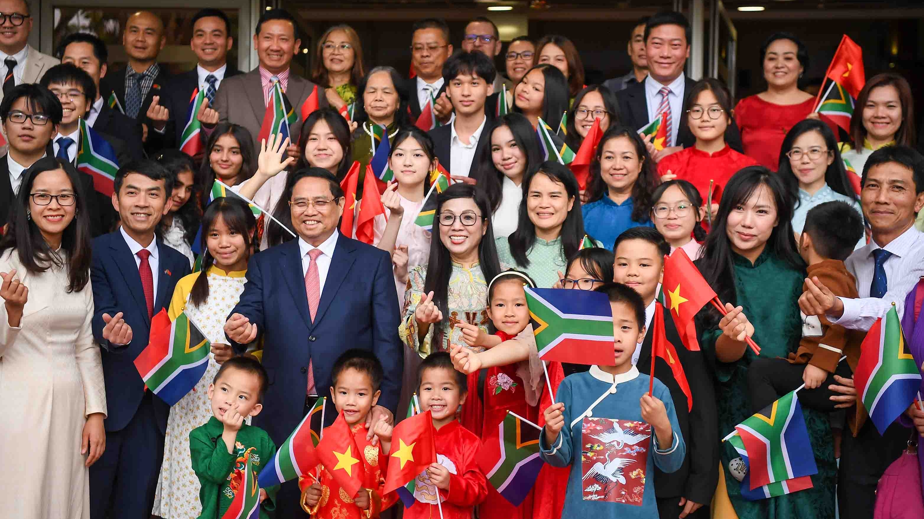 Thủ tướng Phạm Minh Chính: Hợp tác kinh tế sâu rộng sẽ tạo động lực cho cộng đồng người Việt ở Nam Phi lớn mạnh