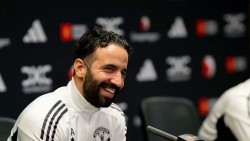 HLV Ruben Amorim ngăn đường ra đi của Mainoo và Zirkzee