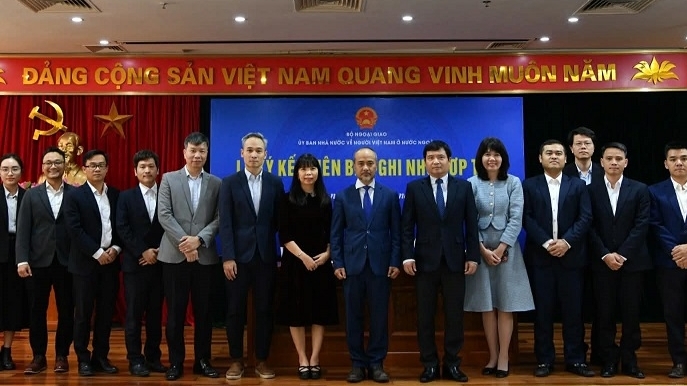 Nỗ lực ứng dụng công nghệ số vào công tác người Việt Nam ở nước ngoài