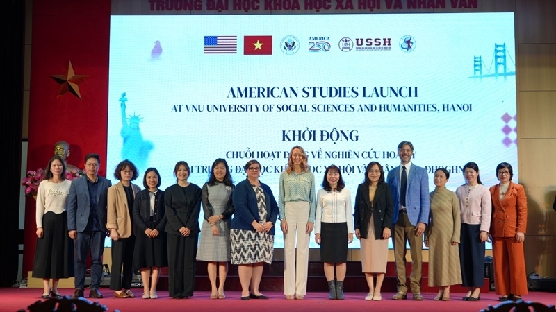 Khởi động chuỗi sự kiện Hoa Kỳ học và cuộc thi 'Exploring America 250' tại Trường Đại học Khoa học xã hội và nhân văn