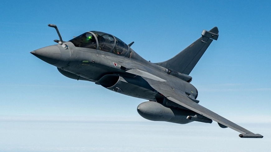 Tranh cãi xung quanh thương vụ 'khủng' mua máy bay Rafale giữa Ukraine và Pháp
