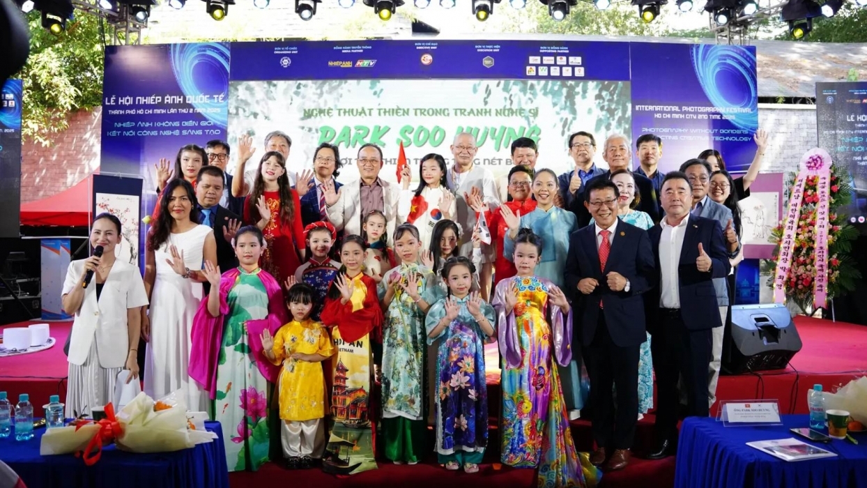 Nghệ sĩ Hàn Quốc và hướng tiếp cận mới cho nghệ thuật đương đại Việt Nam