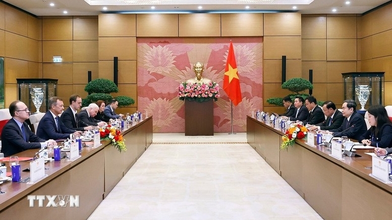 Chủ tịch Quốc hội Trần Thanh Mẫn tiếp Phó Chủ tịch Thứ nhất Hội đồng Liên bang Nga A. V. Yatskin