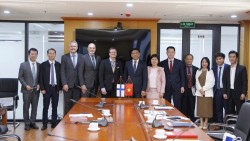 Việt Nam - Phần Lan tăng cường hợp tác phát triển hạ tầng giao thông
