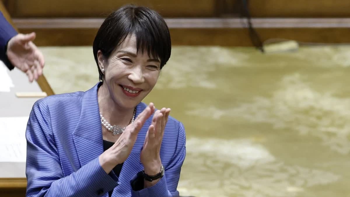 Nhật Bản tính toán siết quy định nhập tịch