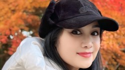 Sao Việt: NSND Thu Hà đẹp mặn mà, Diễm My 9X dịu dàng trong tà áo dài