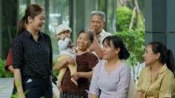 Gia đình trái dấu tập 4: Bà Ánh (Kiều Anh) đi làm giúp việc