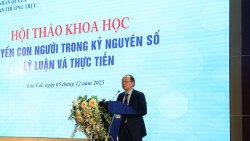 Thúc đẩy chuyển đổi số đi đôi với bảo vệ quyền con người, bảo đảm an ninh số và phát triển bền vững đất nước