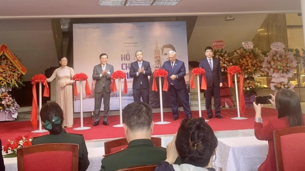 Exhibition: Tracing President Ho Chi Minh's footsteps in the Land of the October Revolution