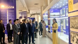 Theo dấu chân Chủ tịch Hồ Chí Minh trên quê hương Cách mạng tháng Mười