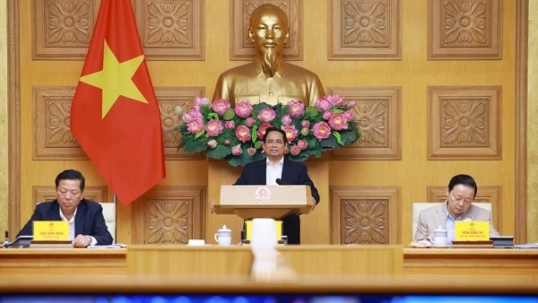 Prime Minister Pham Minh Chinh urges swift, bold actions for groundbreaking, inauguration of key projects by Dec. 19