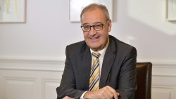 'Ghế nóng' Thụy Sỹ có chủ nhân mới, cam kết dẫn dắt đất nước bằng lòng can đảm và hy vọng