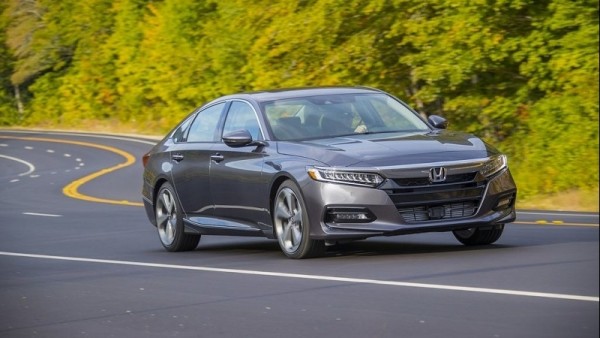 Top 10 xe ô tô bán chậm nhất tháng 11/2025: Honda Accord tiếp tục đội sổ