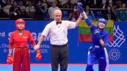 SEA Games 33: Nữ võ sĩ Hoàng Thị Thùy Giang đạt thành tích Huy chương Vàng kickboxing cho thể thao Việt Nam