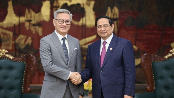 Prime Minister Pham Minh Chinh receives Lao Foreign Minister, lauds effective cooperation between the Foreign Ministries of Vietnam and Laos