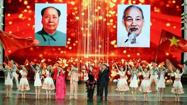 Rực rỡ những sắc màu văn hoá Việt Nam tại Trung Quốc