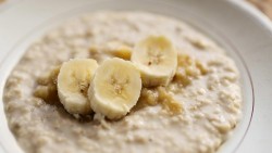 Gợi ý thực đơn 7 bữa sáng trong tuần để giảm đường huyết tránh tích mỡ bụng