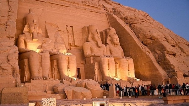 Sức hút từ Ai Cập: Du khách đổ về thành phố Aswan chiêm ngưỡng sông Nile và khám phá di tích cổ đại