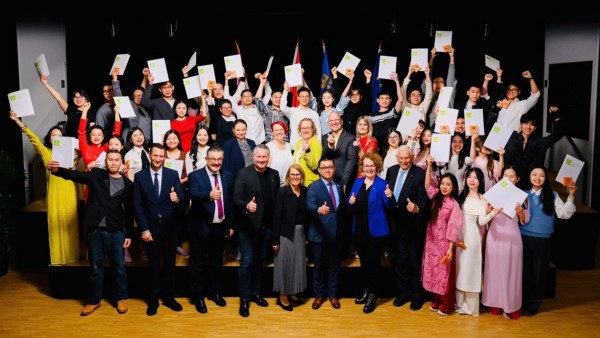Graduation of high-quality Vietnamese nursing course in Austria